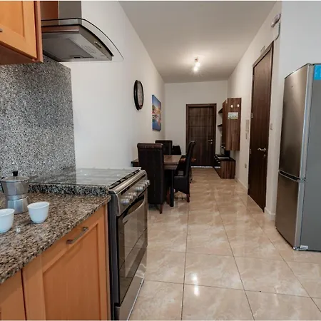Cosy 1br 2 Gzira
